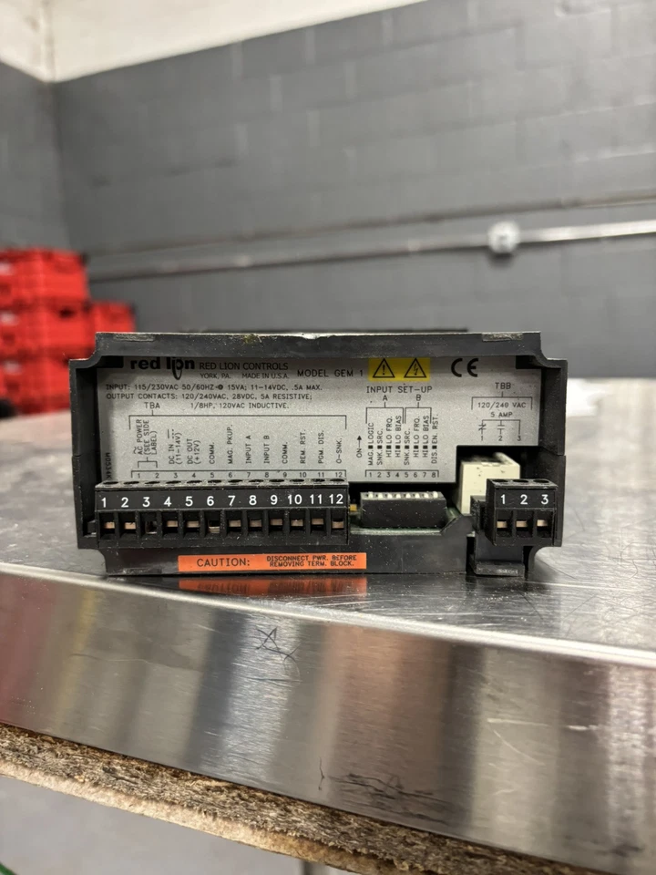 CONTADOR DIGITAL LED RED LION GEM10060 6 DÍGITOS USADO Foto 3 de 3