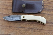 coltello pieghevole damascato fatto a mano bellissimo della collezione Aquila 0490