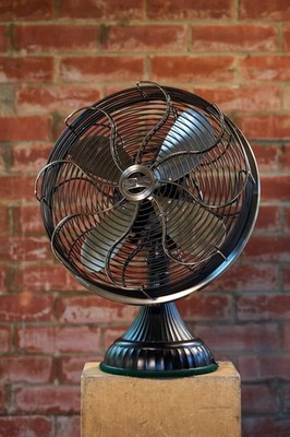 Casablanca Zephair Desk Fan 16