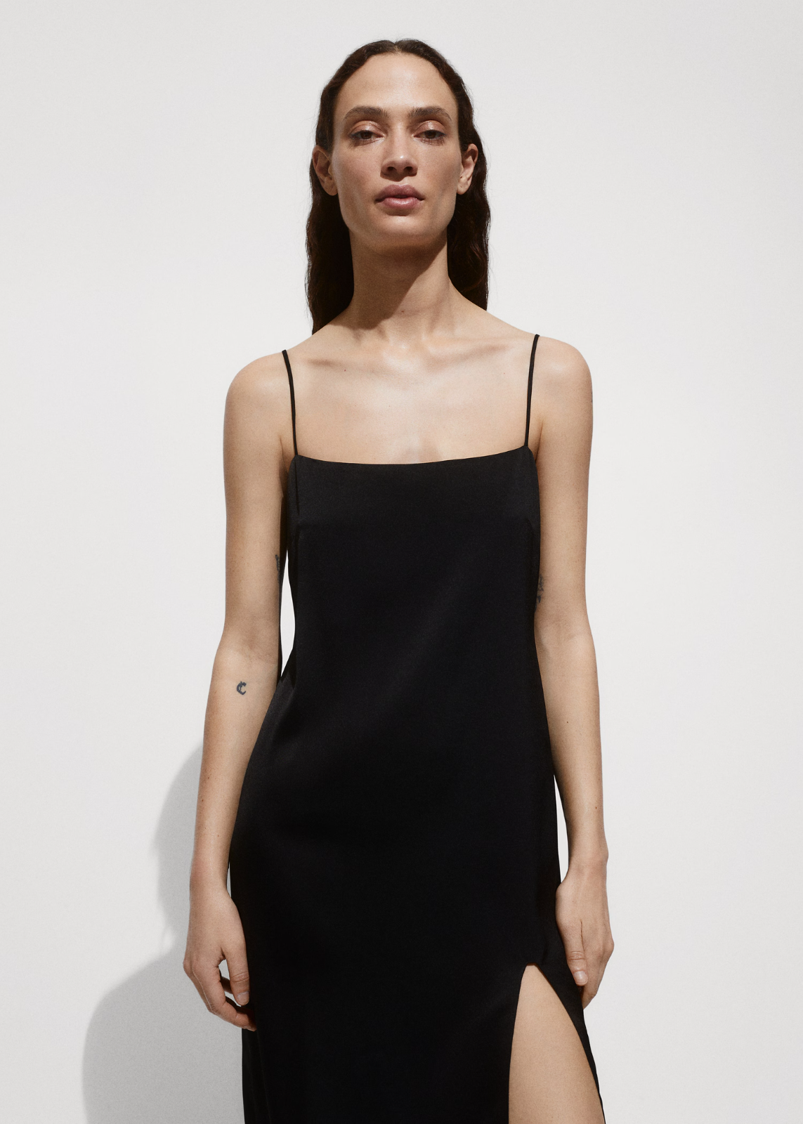 NEW MANGO (Zara Group) SIDE SLIT SATIN LONG Dress IN BLACK size EUR L
