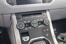 Temperature Control Front With Heated Windshield Fits 14-15 EVOQUE 2429177