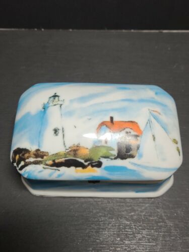 Hand Painted Trinket box lighthouse, hinged lid, signed - Picture 1 of 5