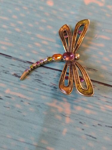 Vtg MONET Dragonfly Brooch Pin Enamel Gold Tone M… - image 1