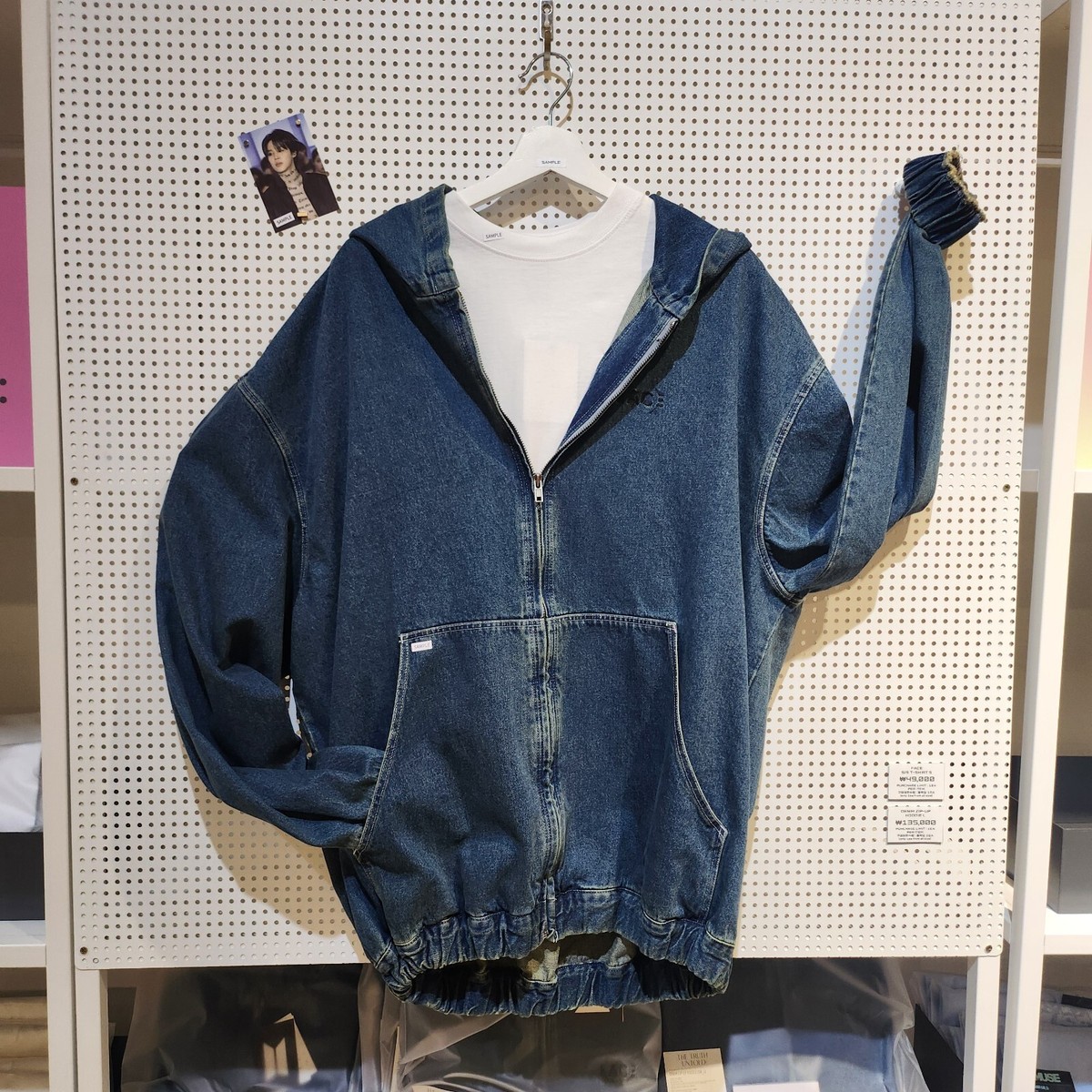 BTS JIMIN DENIM ZIP-UP HOODIE Sサイズ BTS Jimin The Truth Untold: Exhibition Denim Zip-Up Hoodie