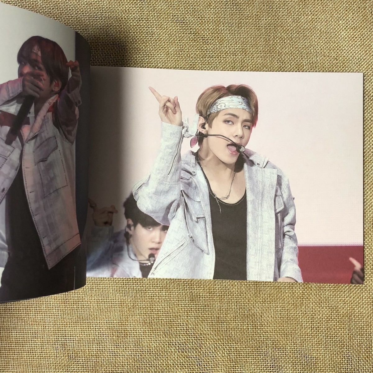 BTS V TAEHYUNG [The Wings Tour Essay Book for V] Official