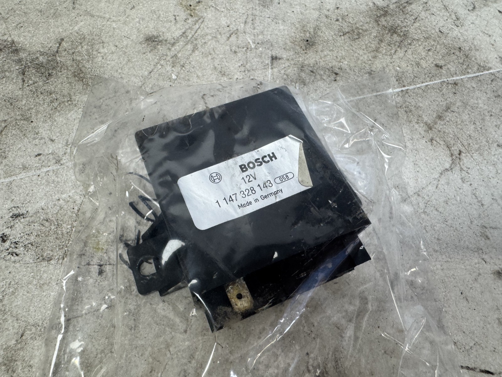 1999 FERRARI F355 CONVERTIBLE OEM U.S. LHD WIRING MODULE ELECTRONICS BOSCH