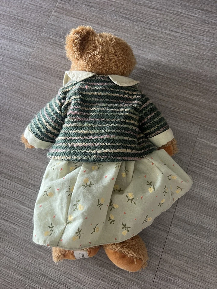 OURS EN PELUCHE DE COLLECTION LOUISE MANSEN 32 CM - Photo 3/4