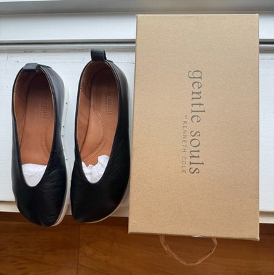 Gentle Souls by Kenneth Cole Women's Black Leather Slipper 8.5 BRAND NEW IN BOX