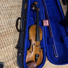 STENTOR Student I Violin 4/4 Size with Bow and Case