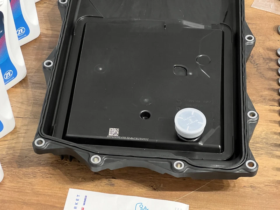 BMW F/G Series Rolls OEM 8HP Speed ZF Automatic Transmission Oil Change Kit NEW - Image 4 of 4