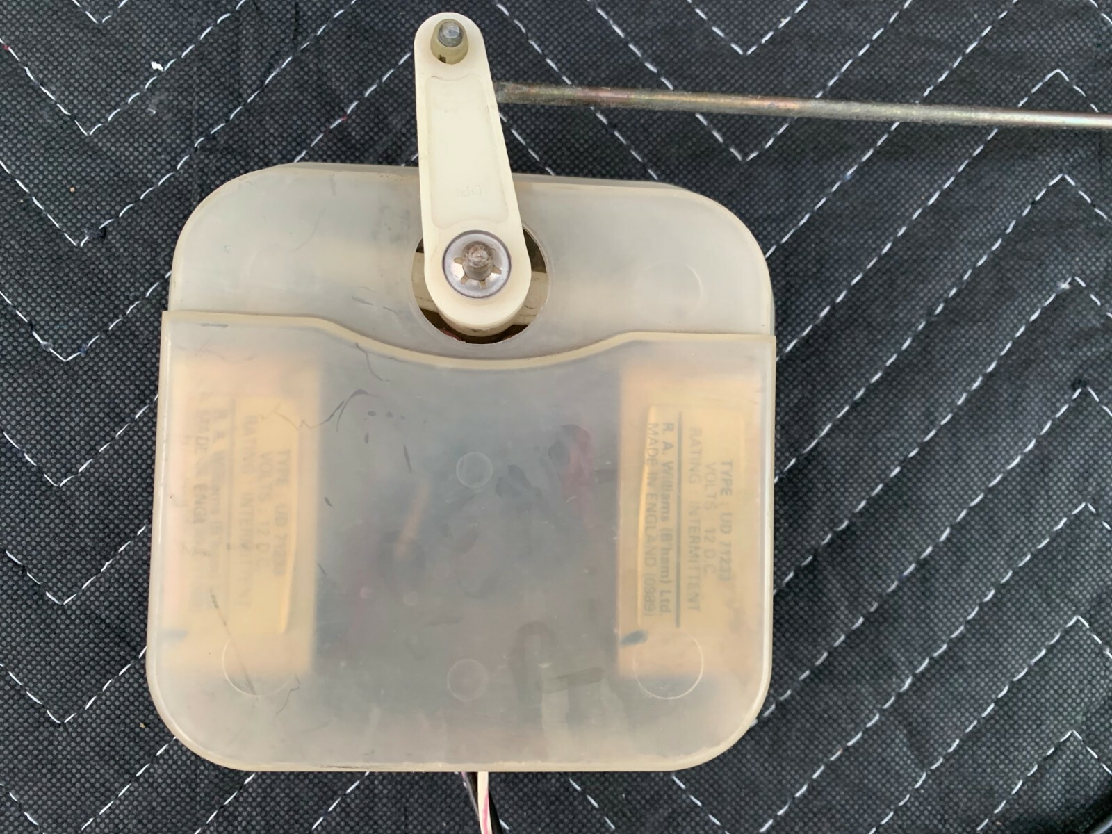 91 Bentley Eight Turbo R Rear Right Side Power Door Lock Actuator Mechanism