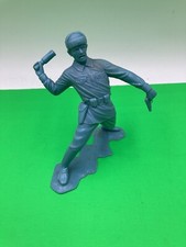 6" Marx Russian Soldier Throwing grenade rare blue Plastimarx