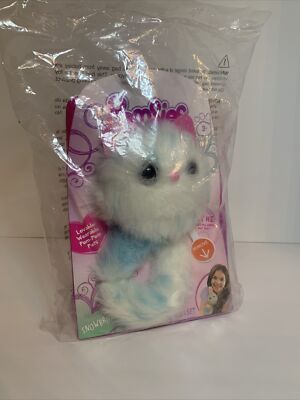 Pomsies Snowball Interactive Wearable Plush Pom Pom Pets by Sky Rocket READ
