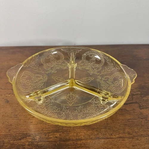 Indiana Glass Horseshoe Yellow Topaz Depression Glass Divided Footed Dish