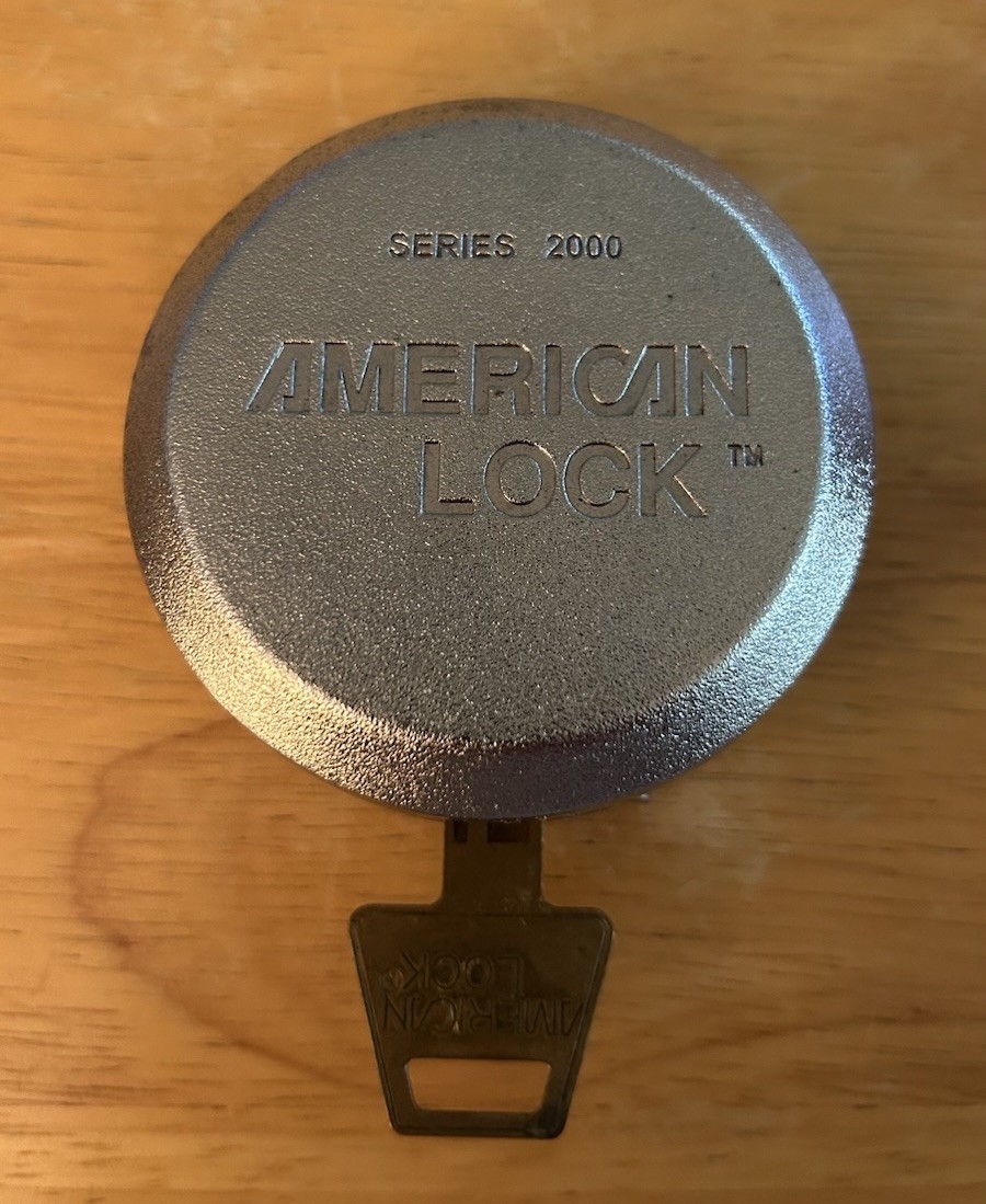 American Lock A2000D Solid Die-Cast Rekeyable Padlock D Keyway 1 Key