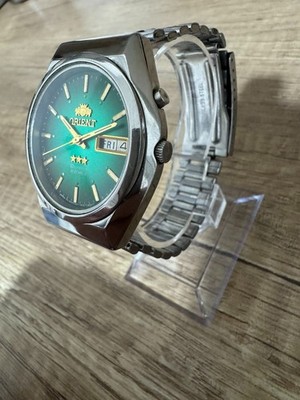 Vintage Orient 3 Star Crystal 21J Automatic Green Dial Watch 80-90s