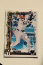 2 CARDS~ SHOHEI OHTANI 2025 TOPPS HOLIDAY BASE #H200 & CANDY CANE  VARIATION-