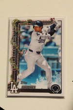 2 CARDS~ SHOHEI OHTANI 2025 TOPPS HOLIDAY BASE #H200 & CANDY CANE  VARIATION-