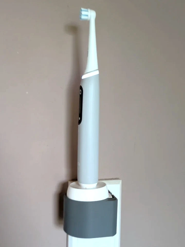 Oral-B Socket Charger Adapter Stand – Compact Wall Plug Holder - Image 3 of 4