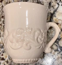 Gracious Goods GG COLLECTION MUG Cream Beige