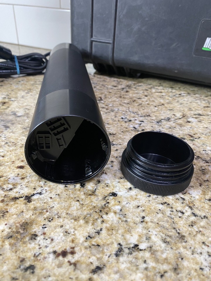 Xenonics Nighthunter 2 Ultra-High Intensity Searchlight W/ Fast Charger ...