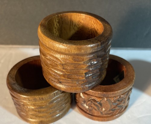 Anelli tovagliolo vintage in teak intagliato a mano made in Philippines (set di 4) - Foto 3 di 3