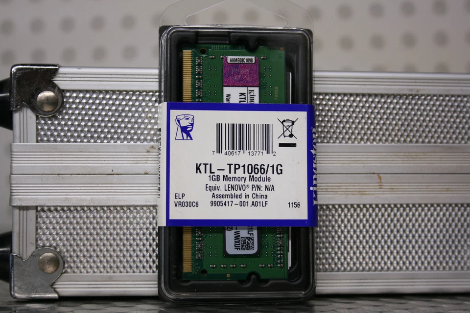 Kingston KTL-TP1066/1G 1GB Memory Module - Image 2 of 3