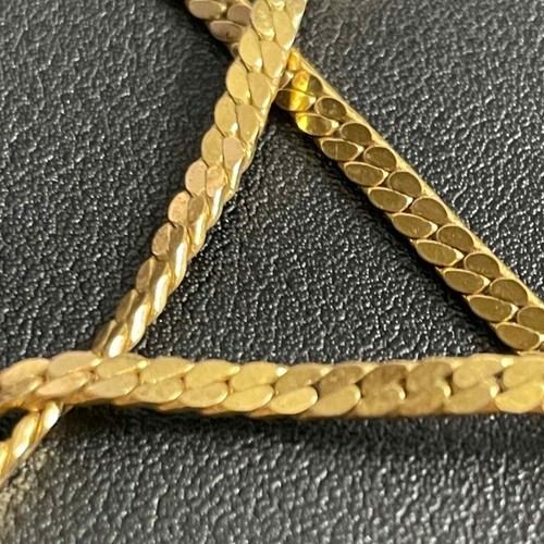 Vintage Crown Trifari Black Enamel & Goldtone Fixed Pendant Ribbon Necklace - Picture 12 of 13