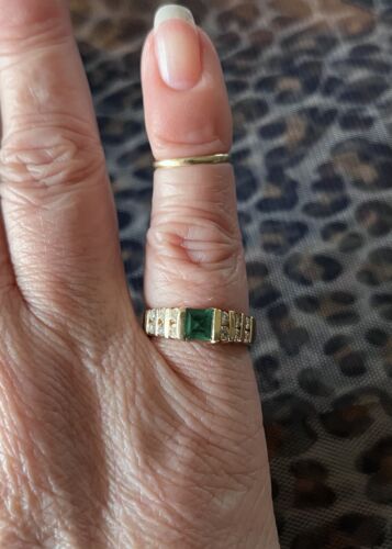 Vintage 14k yellow gold diamond and lab created green emerald step design ring - Picture 1 of 12