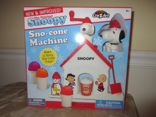 The Original Snoopy Sno-Cone Machine Snow Cone Peanuts NEW and Improved