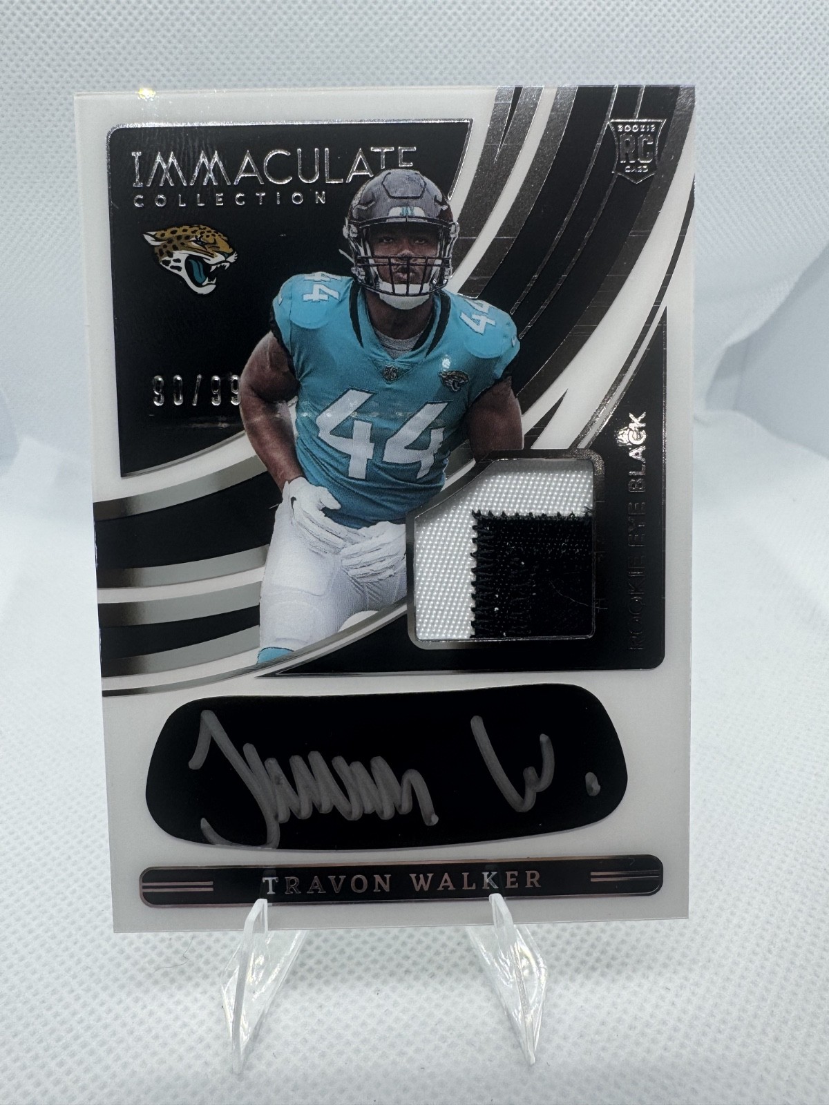 Travon Walker Panini Immaculate Collection Immaculate Rookie Eye Black Jersey Autographs #REBTWA Base