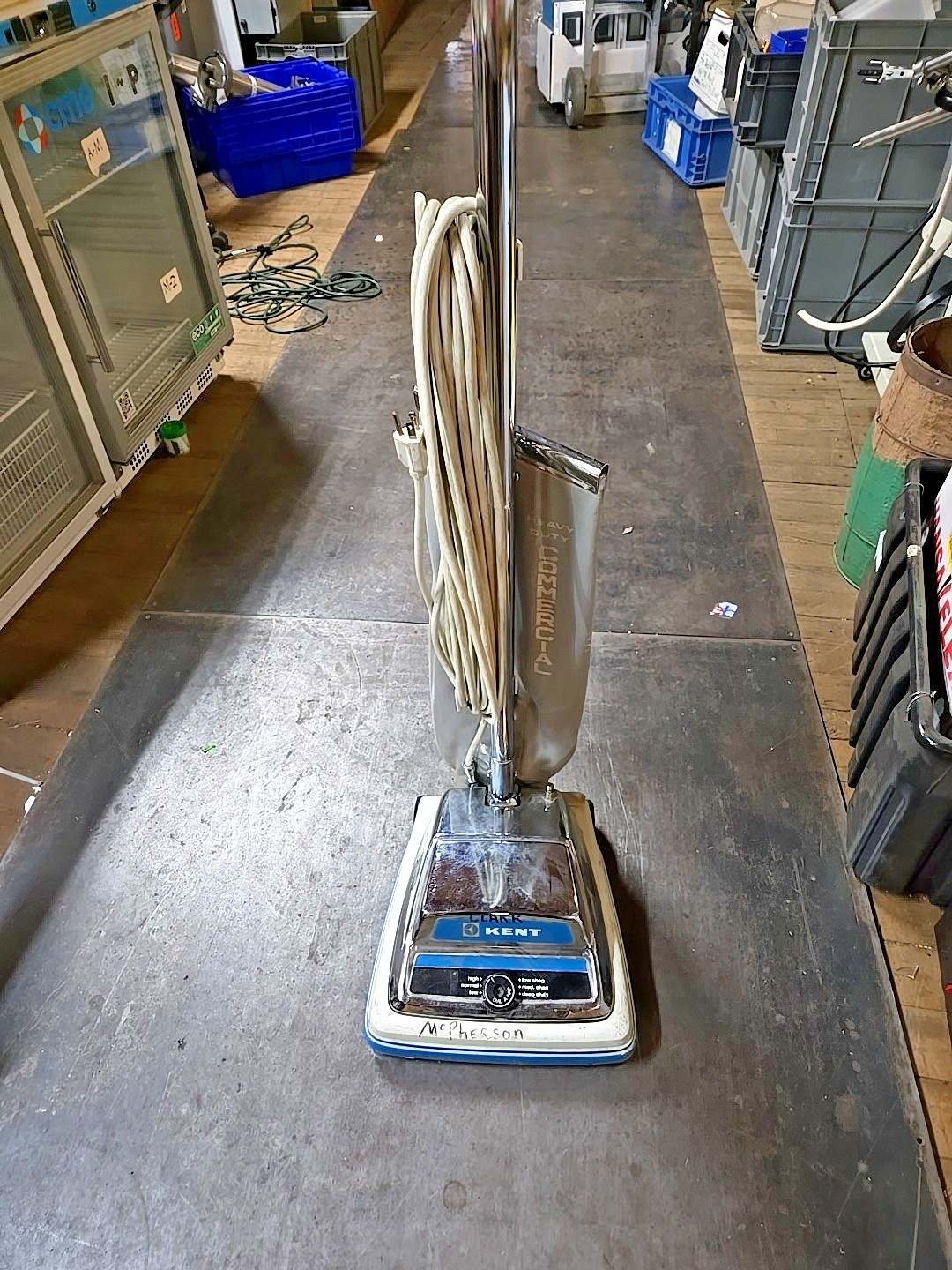 Kent Commercial Upright vacuum cleaner | Kc-125e | WORKS GREAT