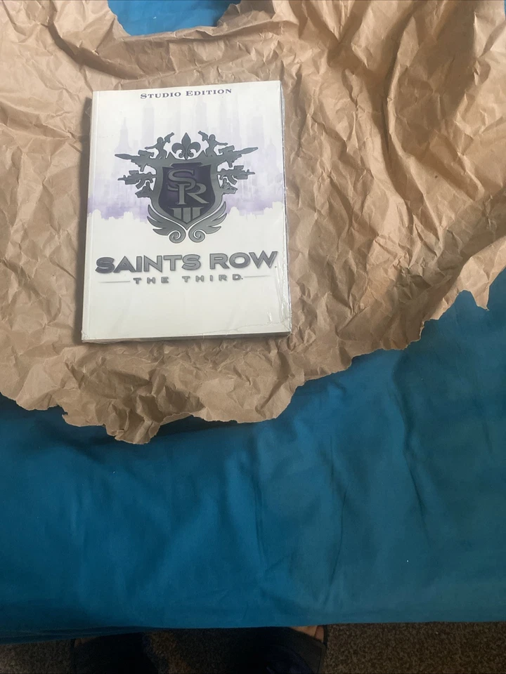 Saints Row The Third: Studio Edition Official Game Strategy Guide by Prima - Image 2 of 4