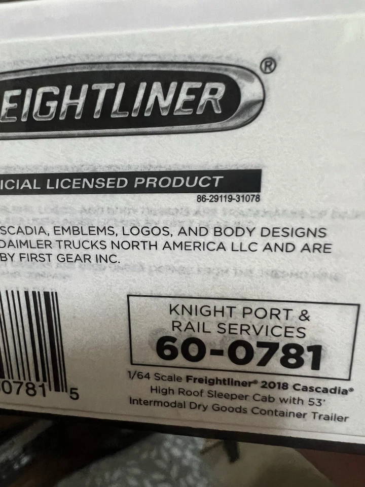 1/64 dcp Set Of 3 Knight Transportation Trucks . Reefer Van Container - Image 2 of 4