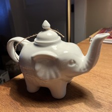 Cordon Bleu Ceramic White Elephant Teapot – Whimsical Glazed Animal Teapot –