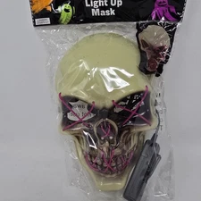 Old East Main Co Skull with Purple Trim Light Up Ghost Mask Halloween New