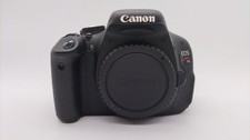 Canon EOS Kiss X5 DSLR Camera with EF-S 18-55mm IS II Lens Kit