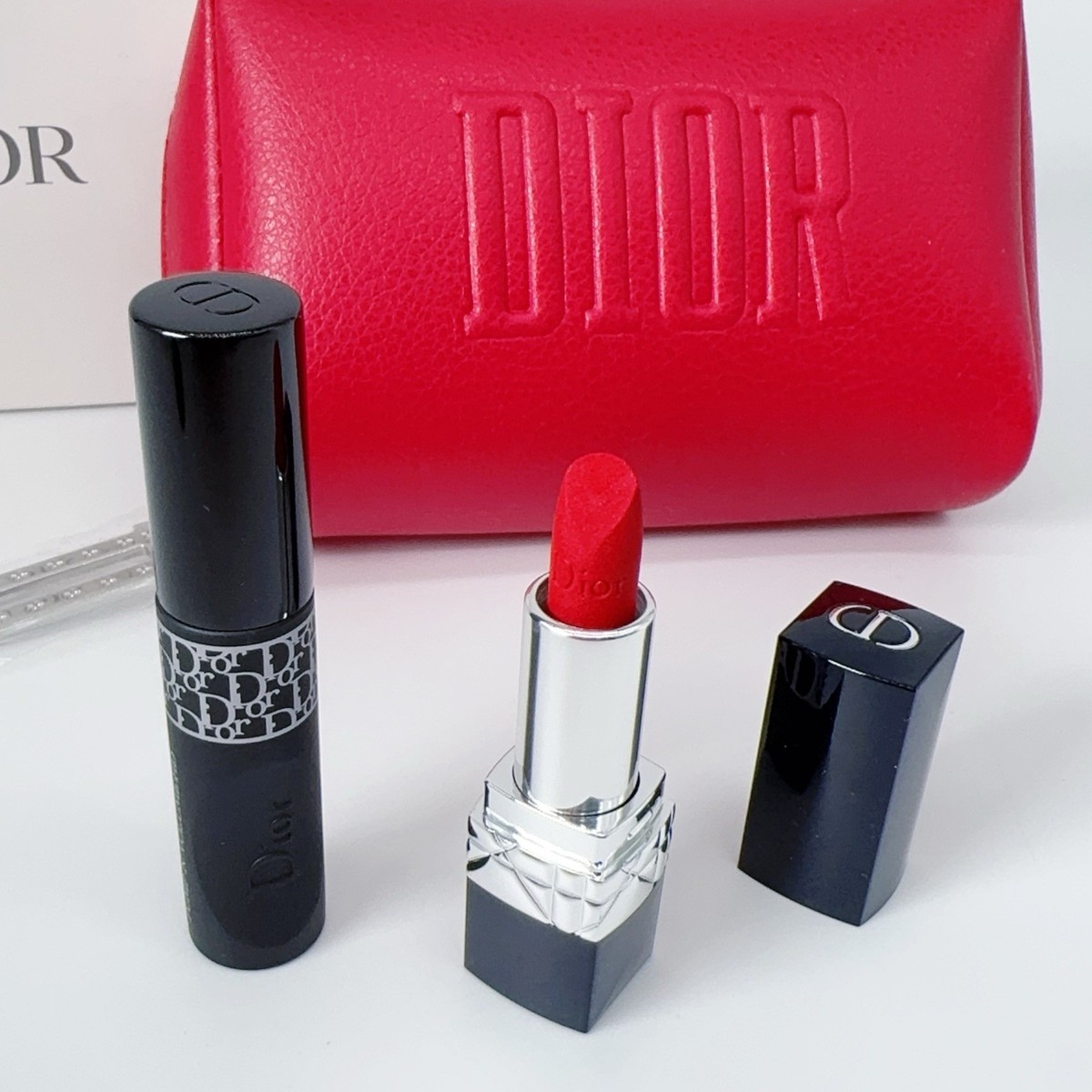Dior Rouge Dior 000×3、 999S×1（4本セット） Dior Rouge Gift Set 4 Pcs (1 Full Size Lipsticks 999 , Lipstick