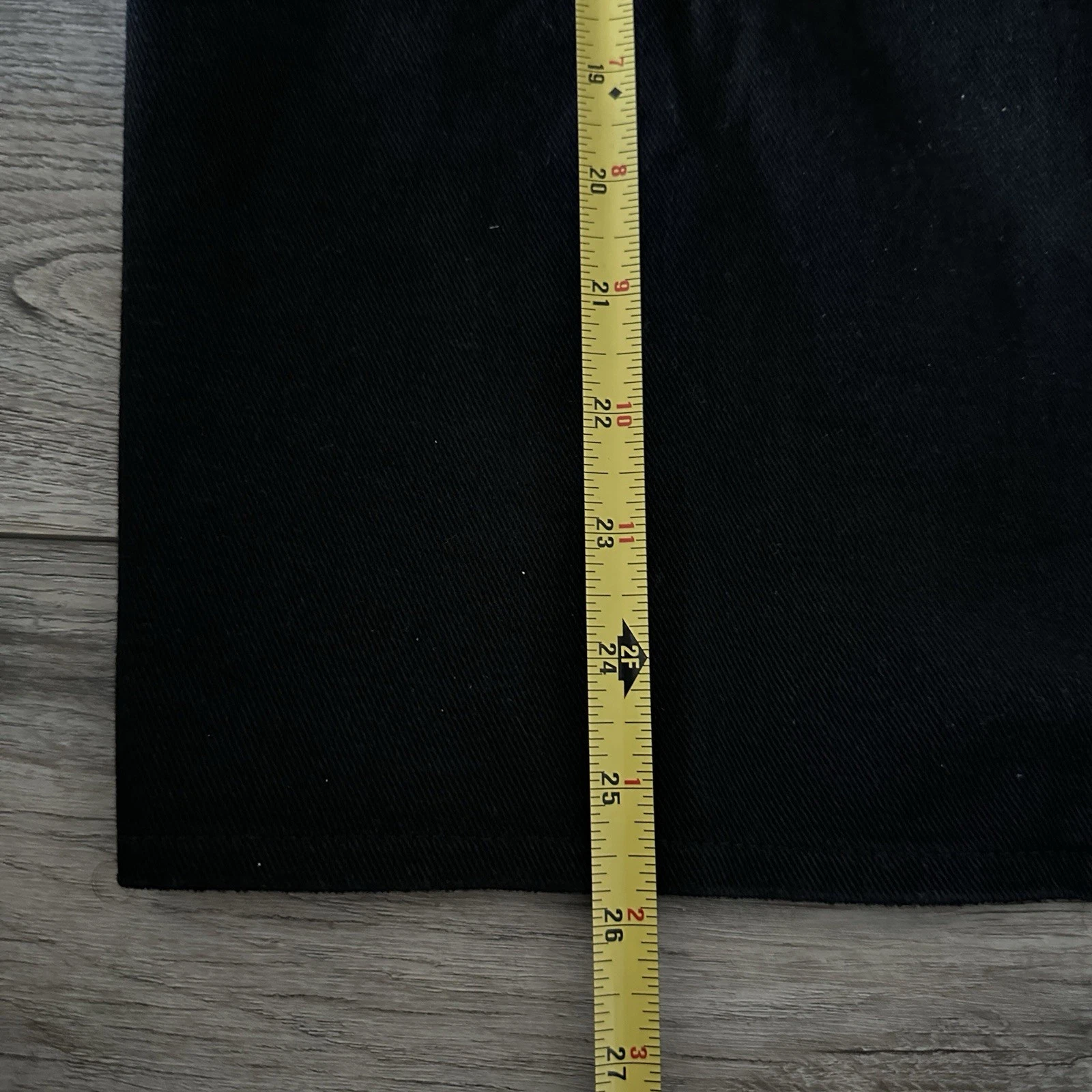 90s Style Vintage Denim Jacket - product detail image 3