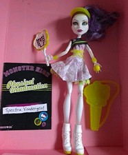 Monster High Spectra Vondergeist Doll Ghoul Sports Tennis Racket Ball Hat Diary
