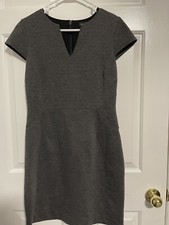 Banana Republic Women’s Classic Fitted  Sheath Dress Gray W/ Black Lining Size 4