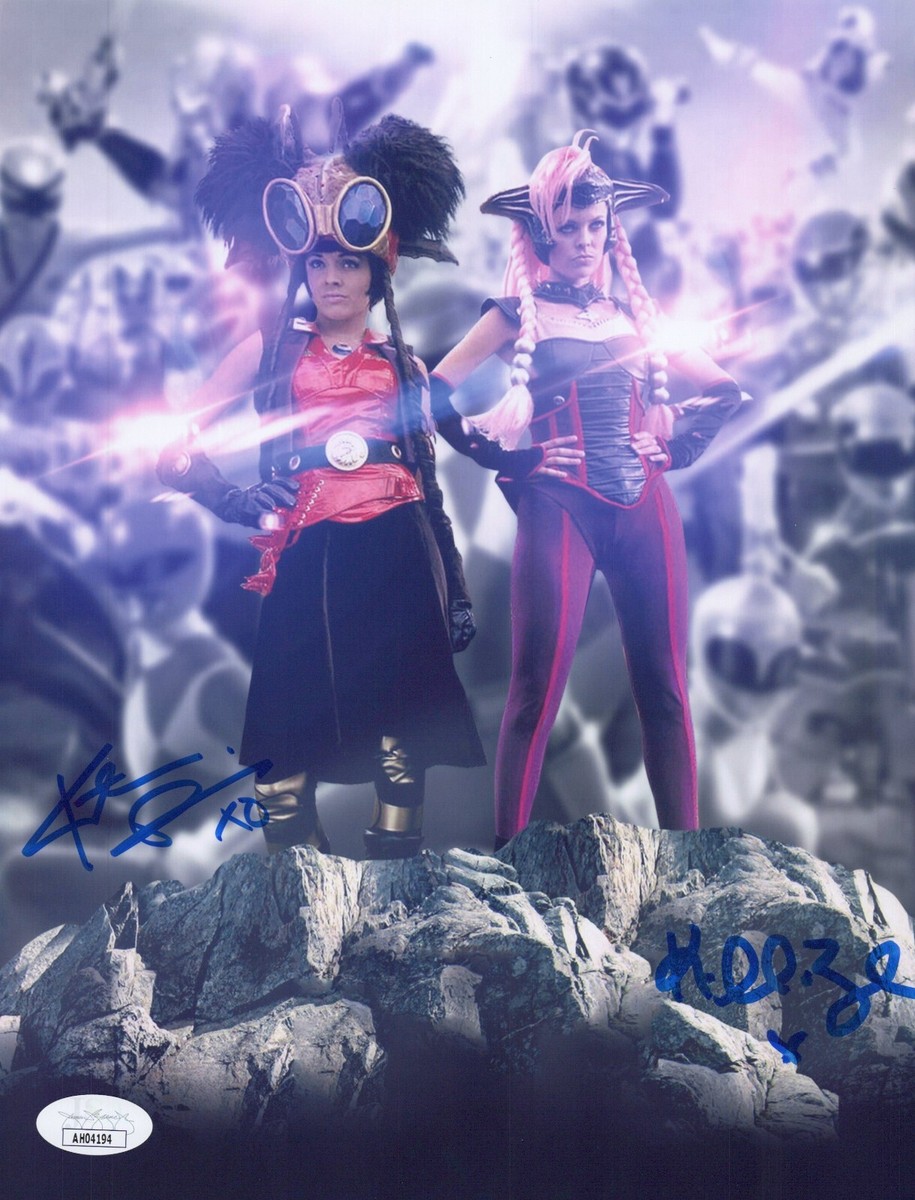 KATRINA DEVINE & KATRINA BROWNE Signed POWER RANGER 8x10 Photo