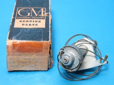 NOS GM 1957 Pontiac Bonneville Catalina RH Windshield Wiper