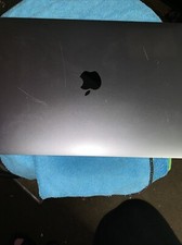 Apple MacBook Pro 2017 13-inch, i5, 8GB Ram, 256GB SSD hv29