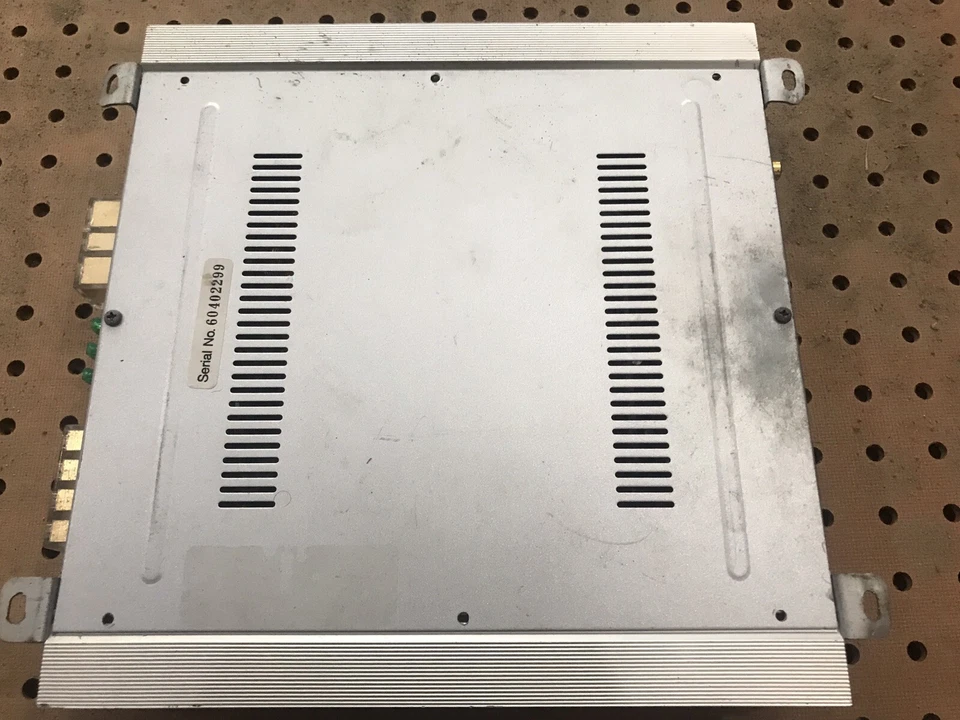 Amplificador estéreo para automóvil raro Old School OZ Audio 700.1 matriz vector amplificador de audio Foto 4 de 4