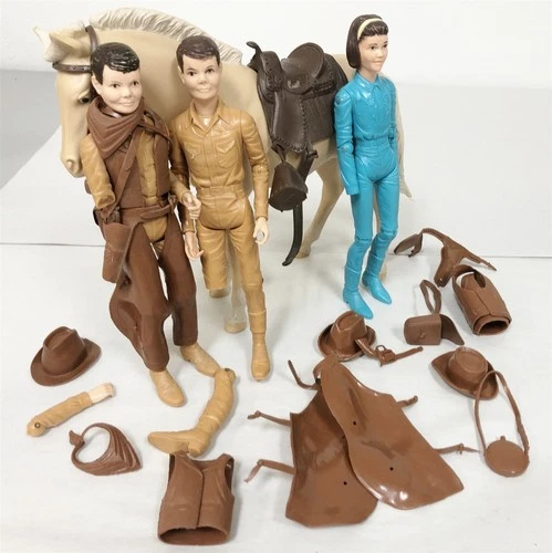 1960s MARX JOHNNY WEST KID FIGURES WITH HORSE & ACCESSORIES LOT #55