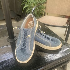 hey dude shoes womens 9 wide