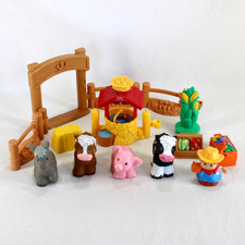 Fisher Price Little People Farm Animals Farmer Fence Wishing Well 14 Piece Lot