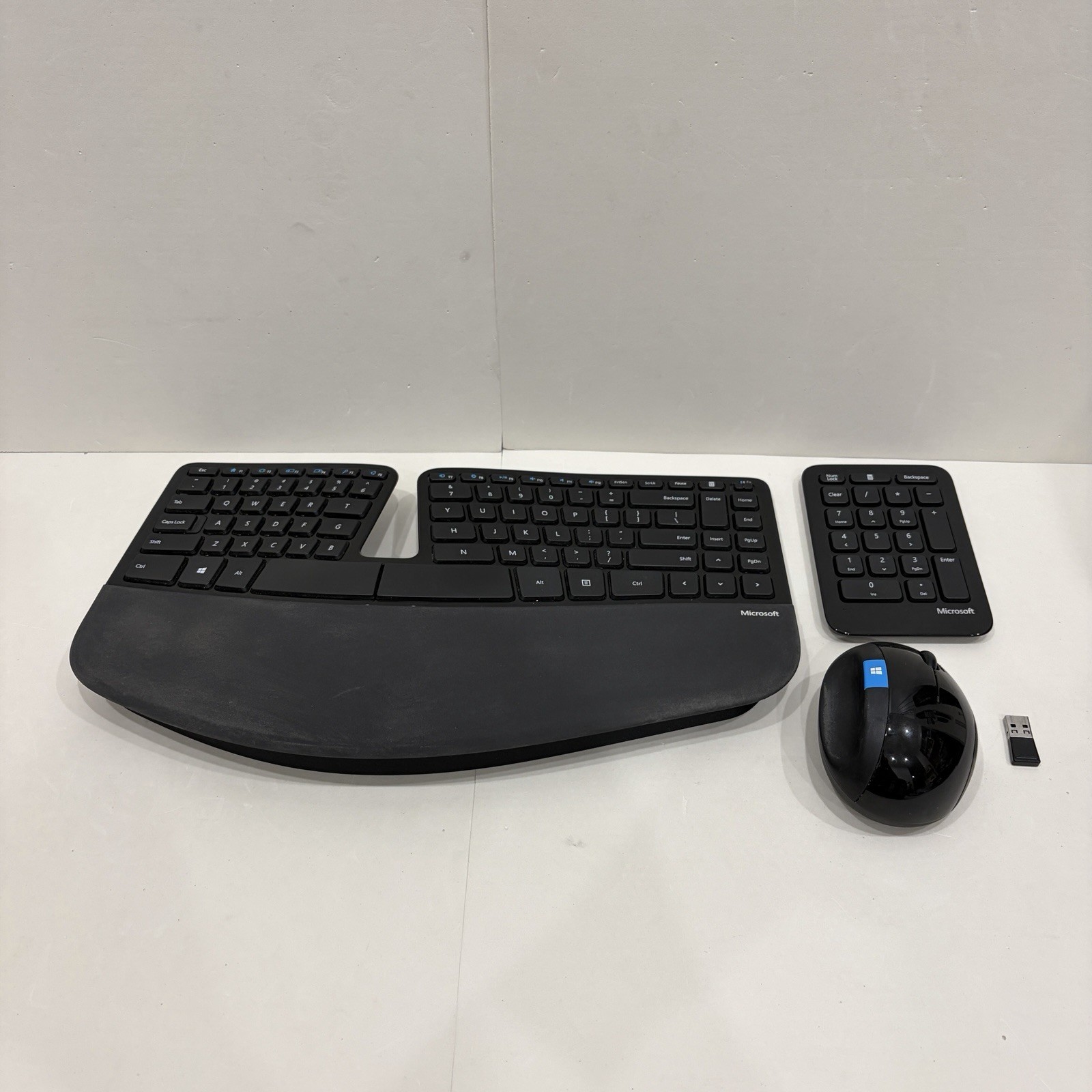 Microsoft Sculpt Ergonomic Wireless Keyboard Mouse Combo W U