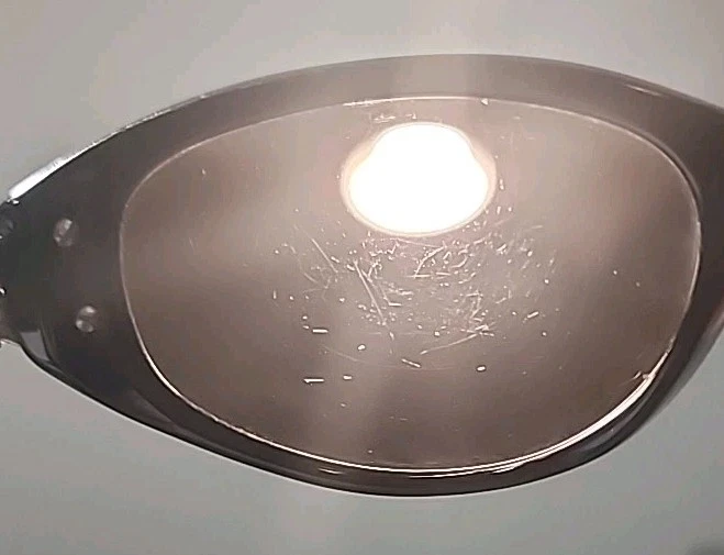 Óculos de sol Brighton Sabrina pequeno preto oval 52-17 135 SA - Imagem 4 de 4